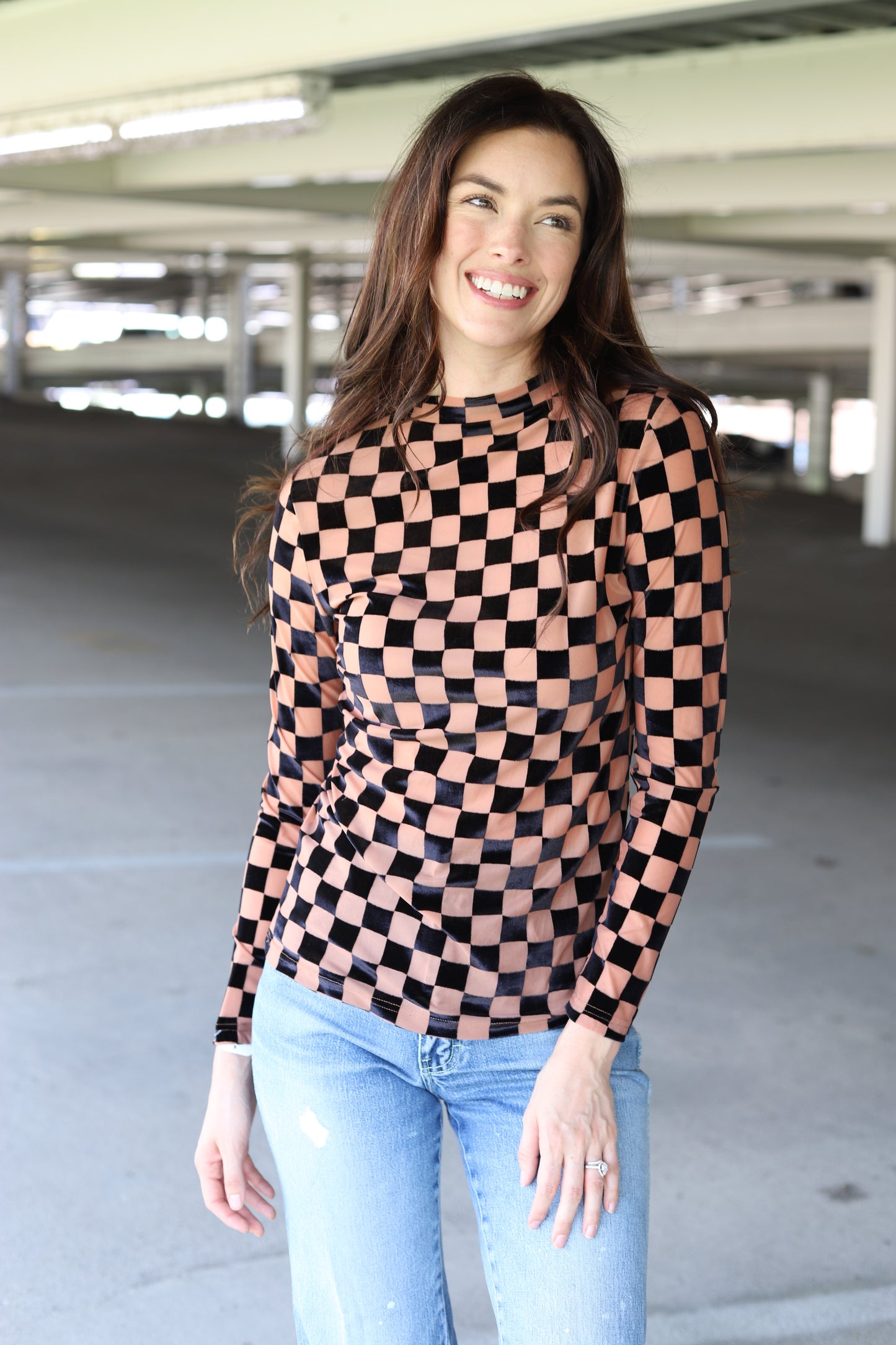 TH1221 NUDE /BLACK BURNOUT CHECKER TOP