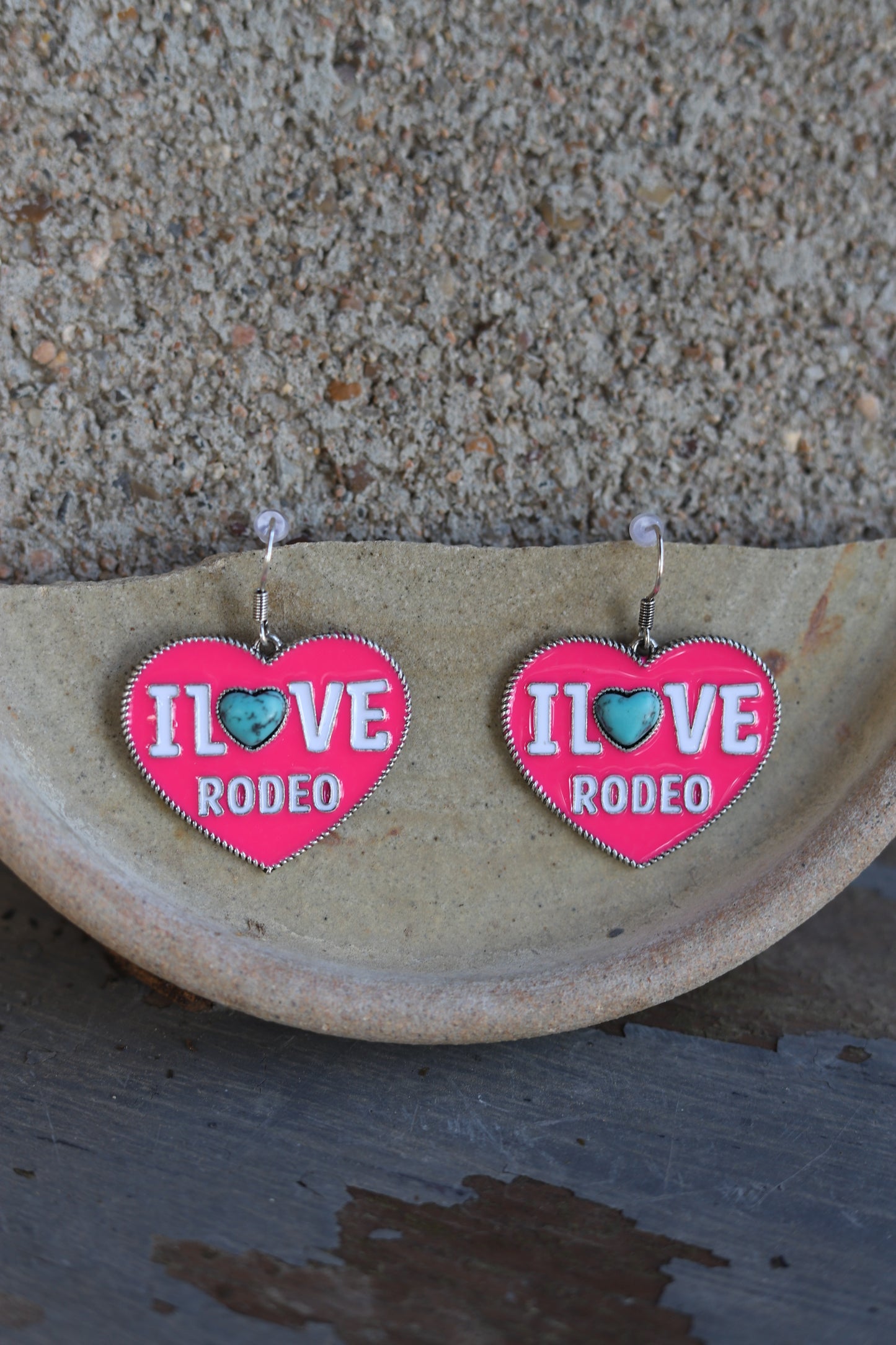 2083 T55 PINK HEART RODEO DANGLE ER