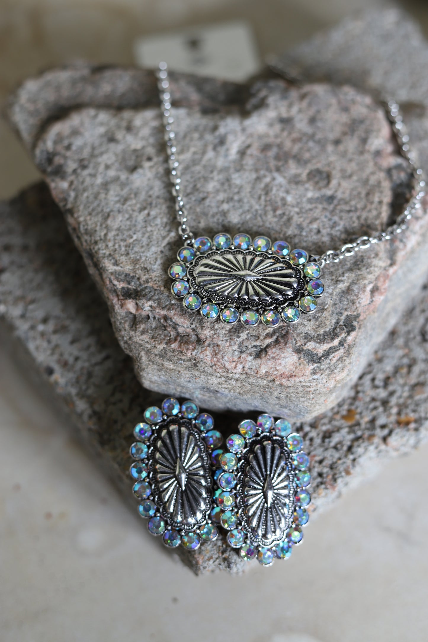 2370 T93 CRYSTAL CONCHO ER