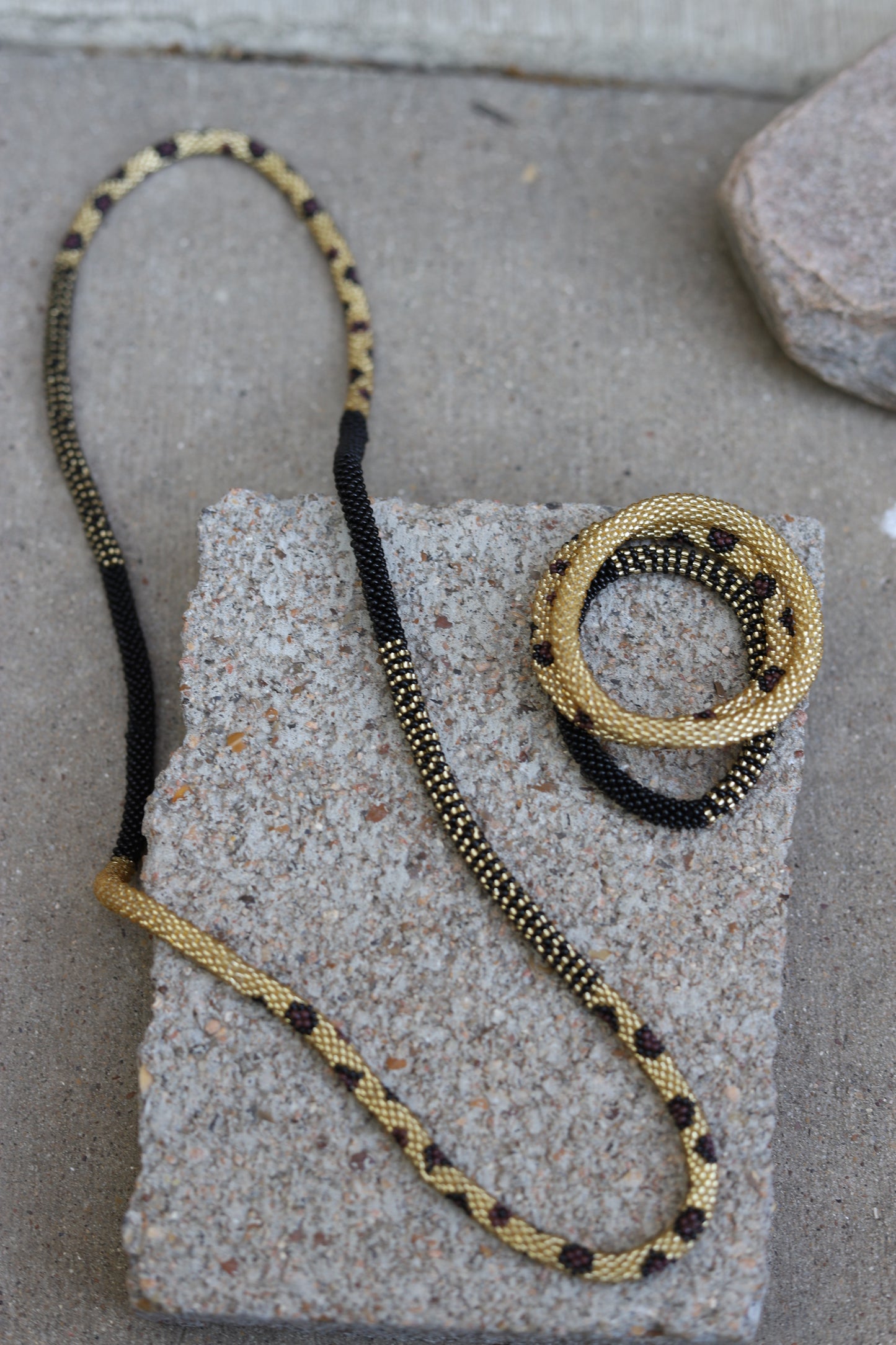 CHEETAH SEEDBEAD SET