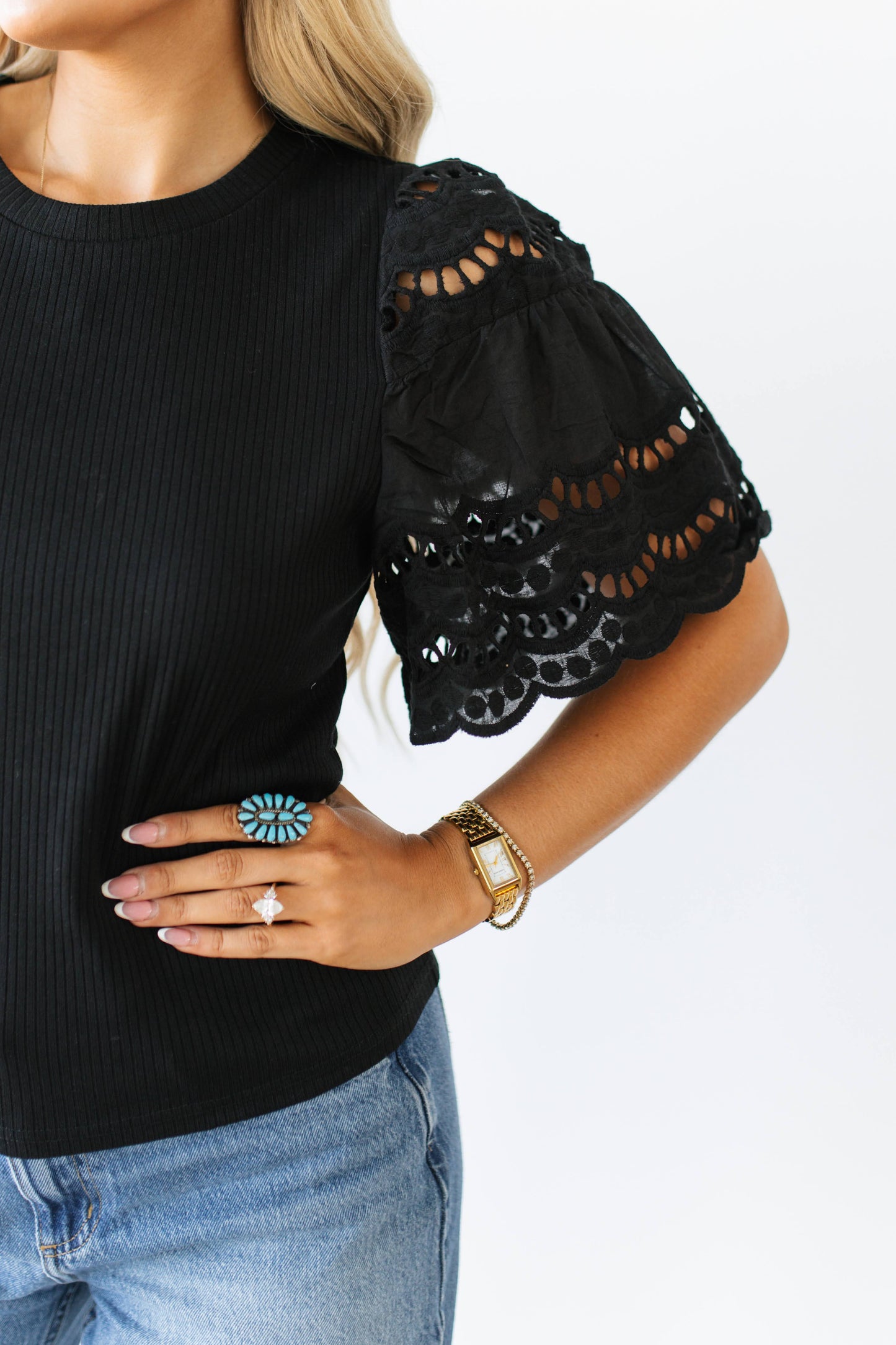 TH2004 BLACK TOP WITH EYELETT SLEEVE (7 Piece)