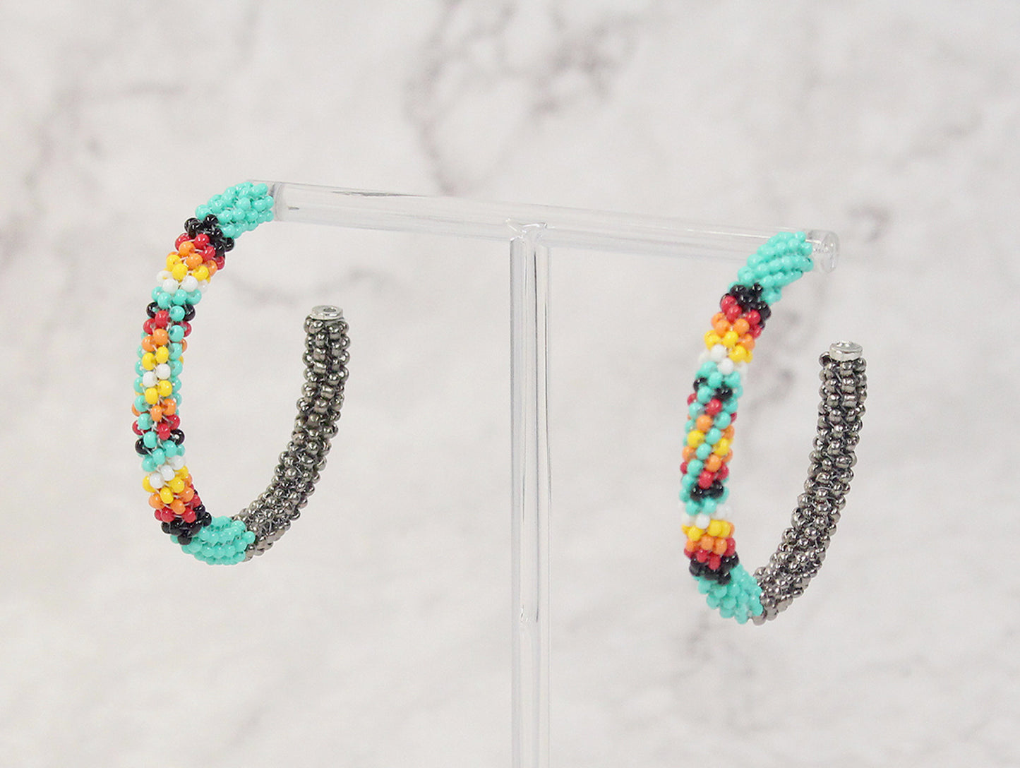0787 H12 SEED BEAD HOOP EARRING