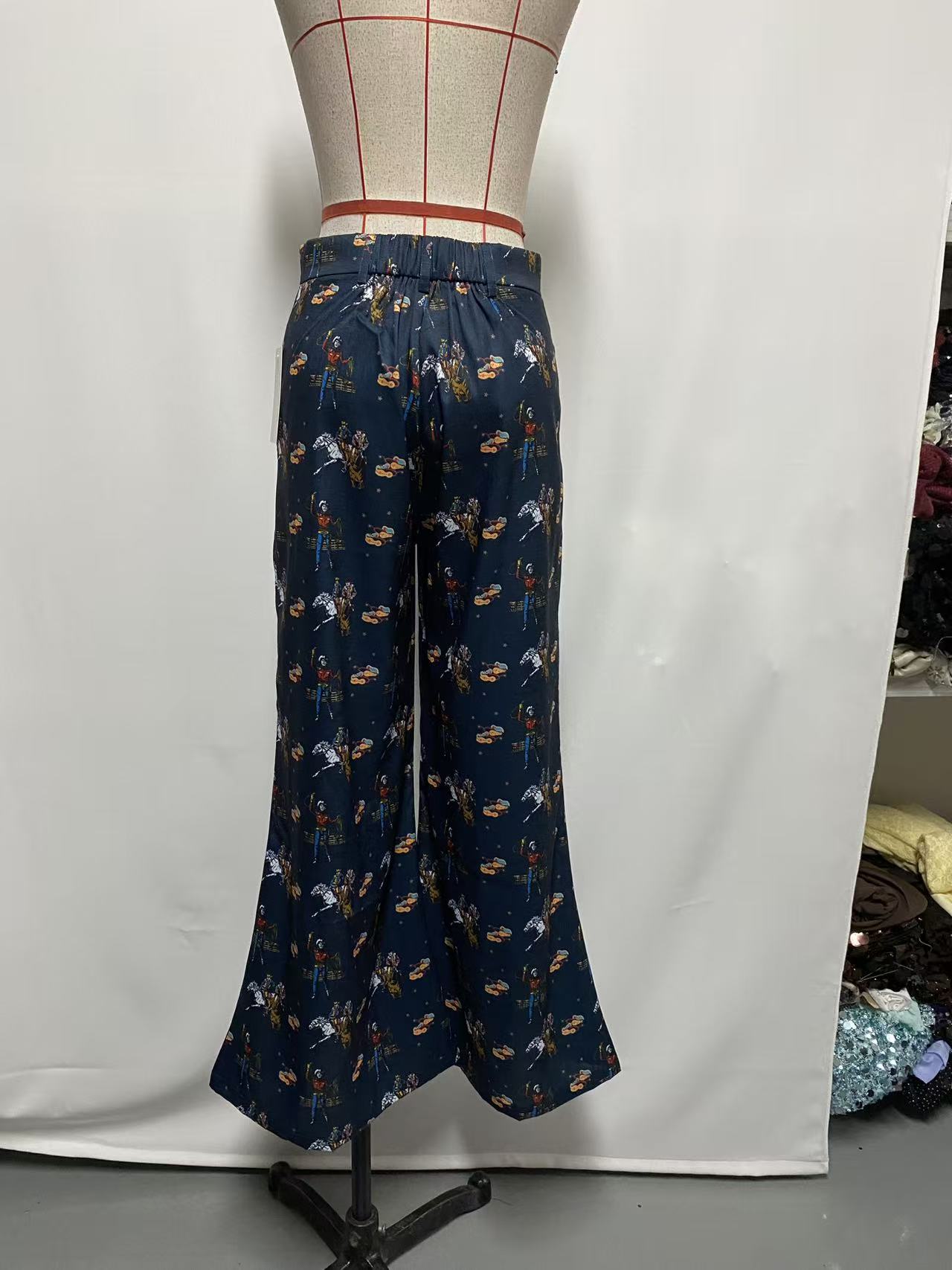 COWBOY PLAID WIDE LEGGED PANTS