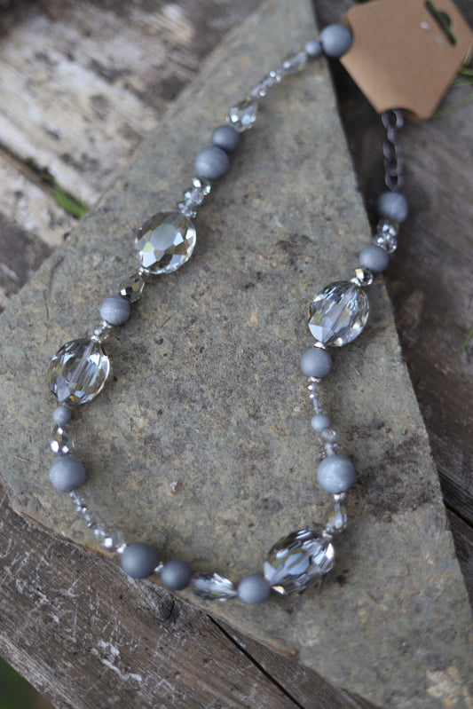 102317 N42 SILVER MIXED HAND BEADED NL