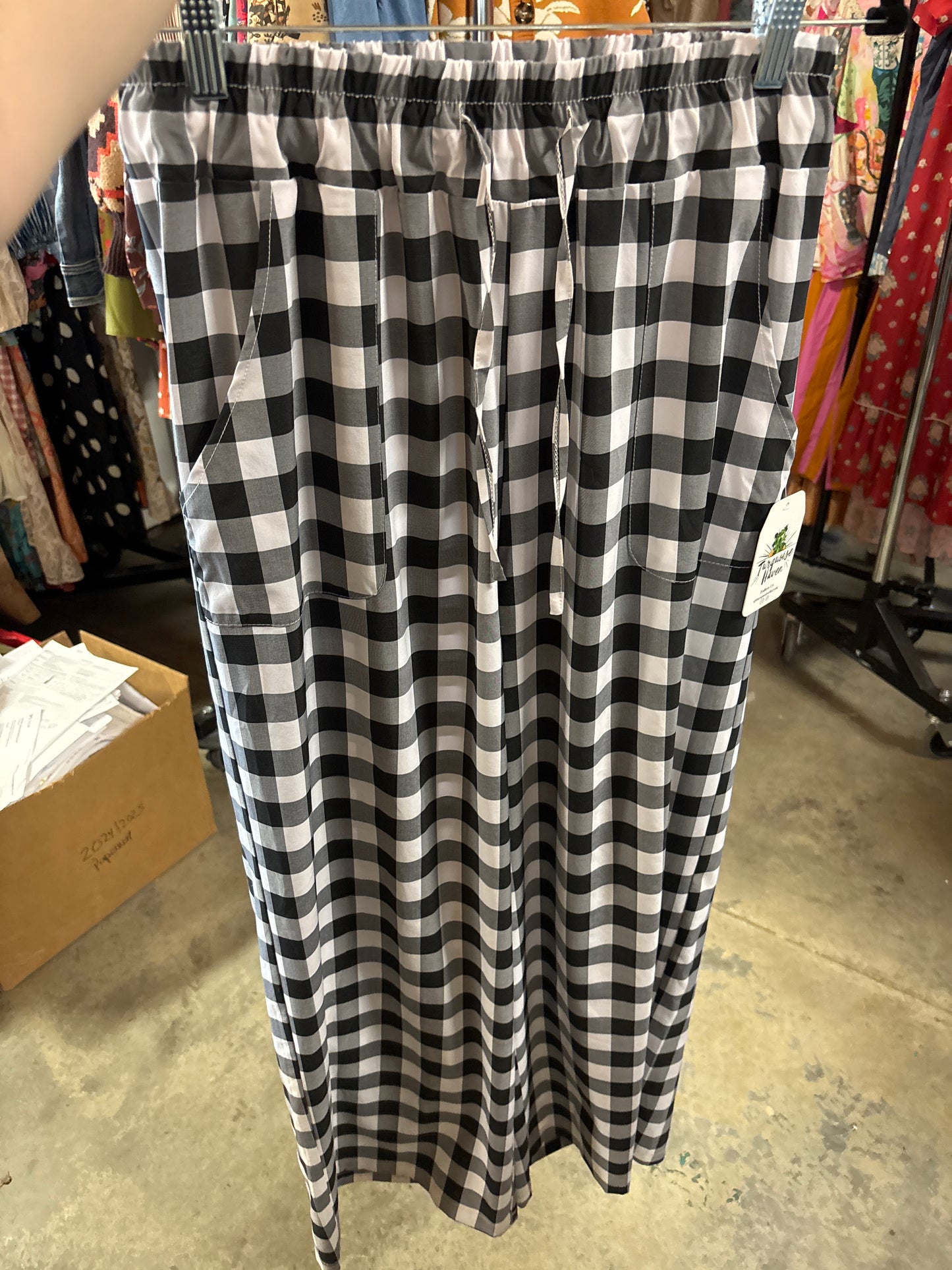 TH2109 BLACK GINGHAM PANT (7 Piece)