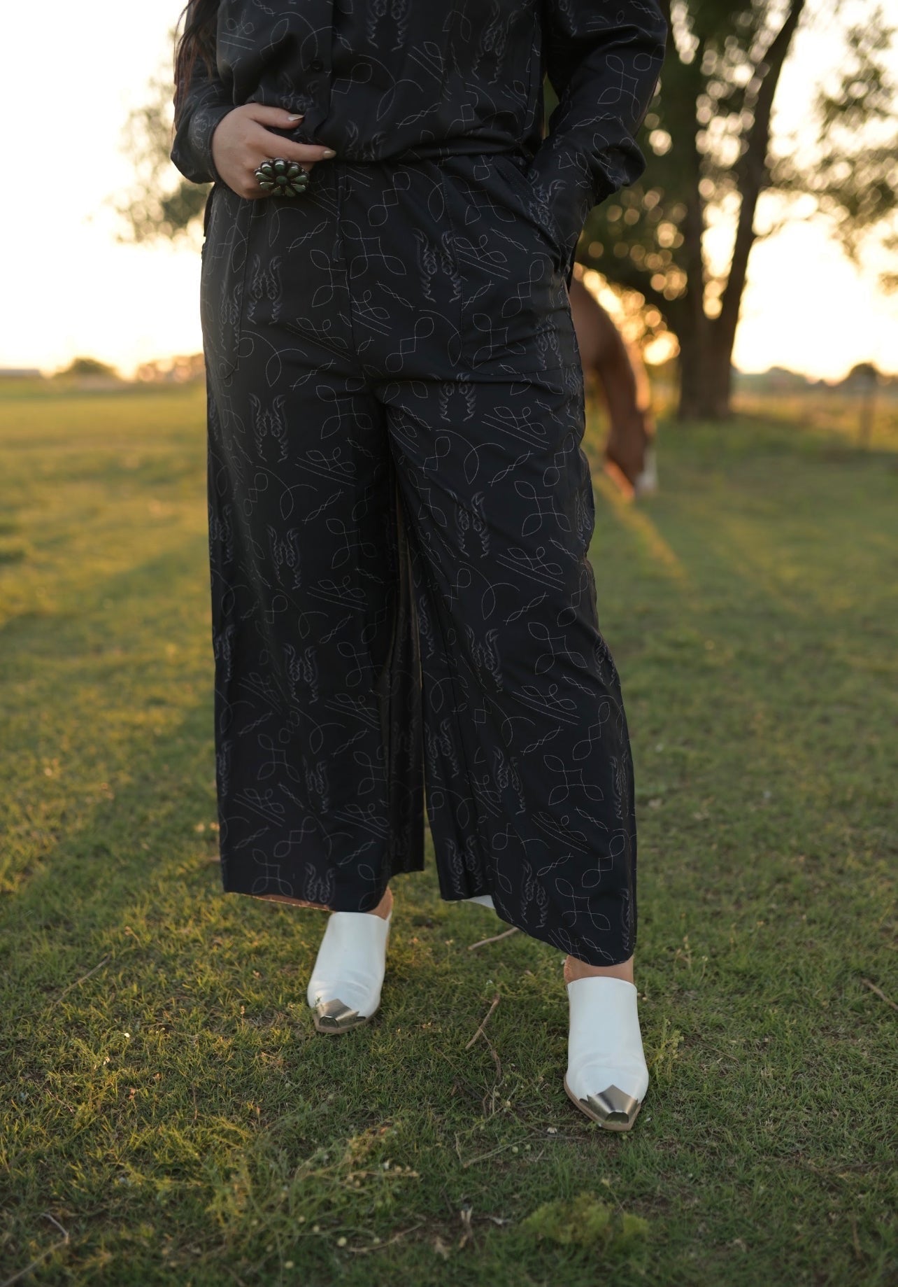 2108 BLACK BOOT STITCH PANT SINGLE