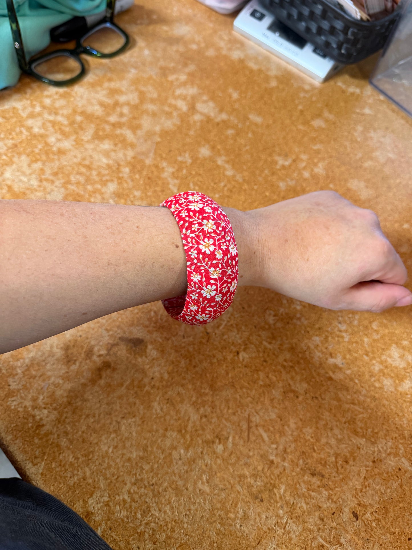 TH1154 FABRIC BANGLE - RED