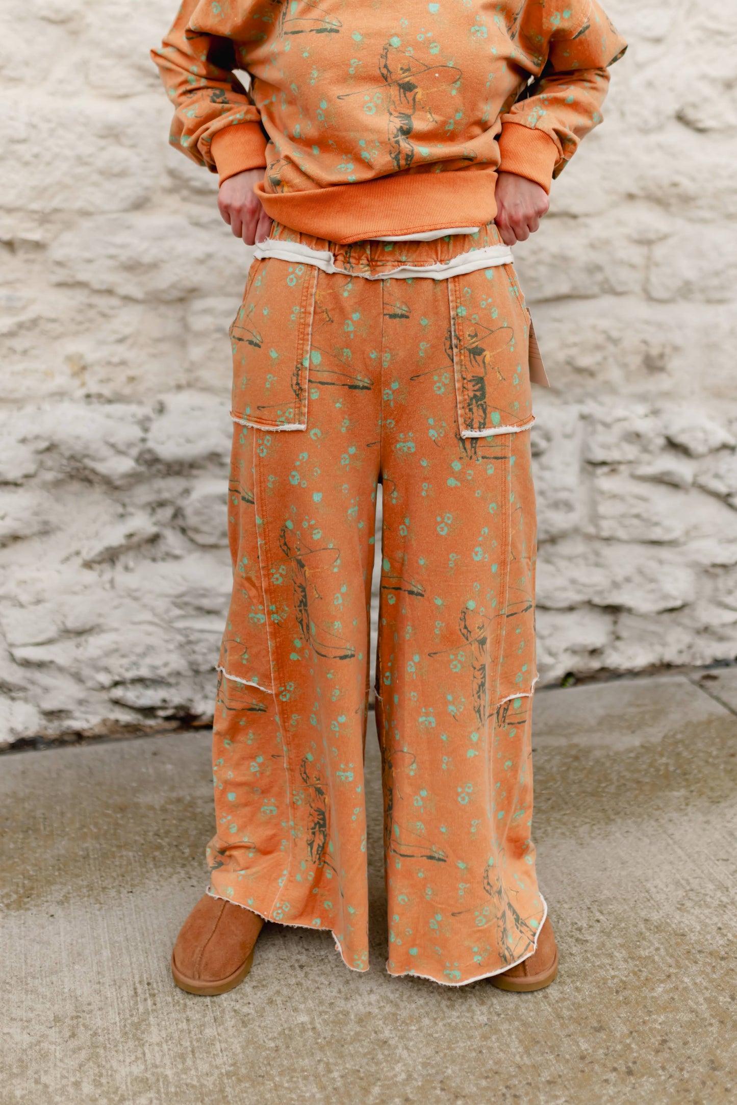 TH3400 RUSTIC BLOOM ROPING COWBOY SET (7 Piece)