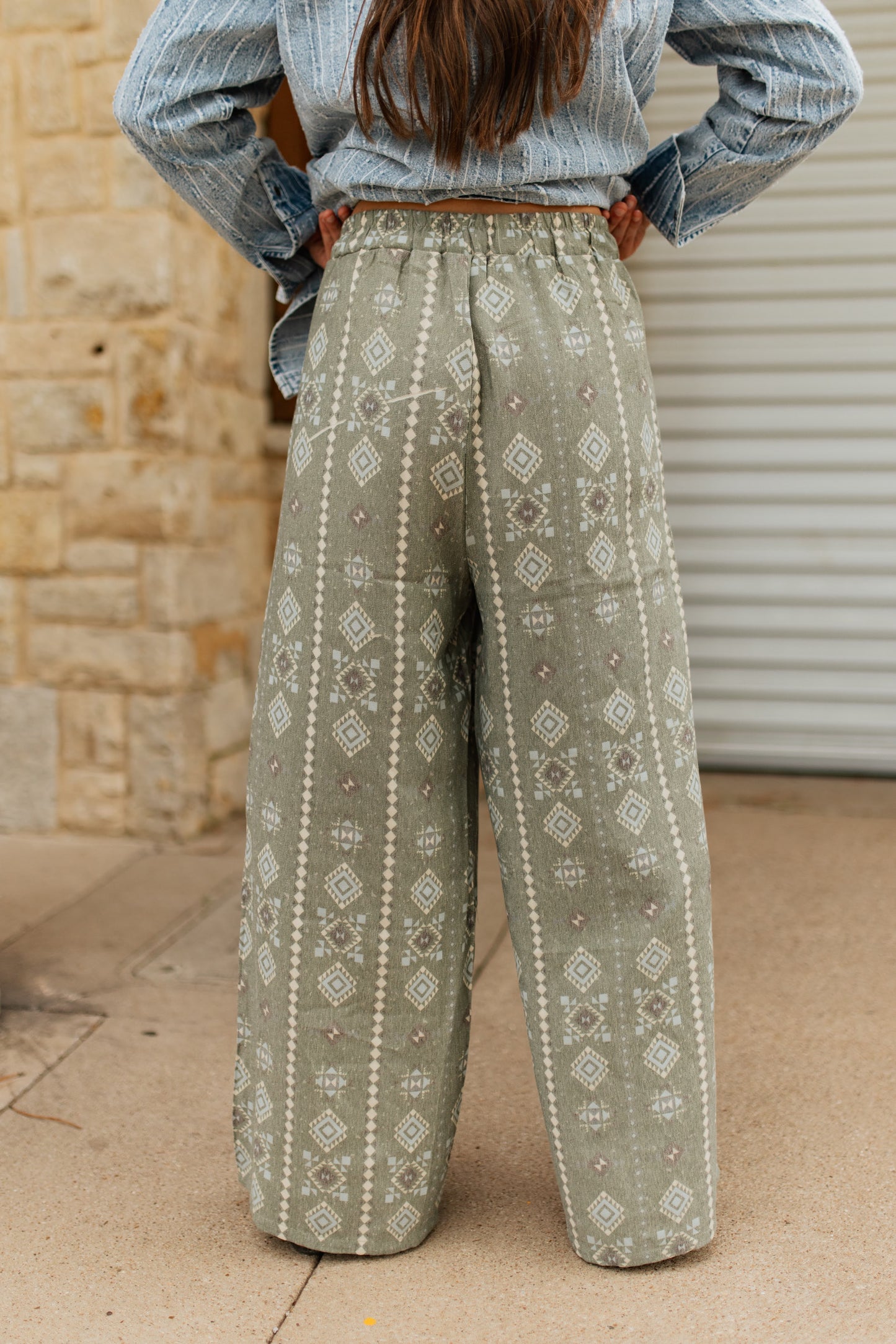 TH2109 OLIVE AZTEC (7 Piece)