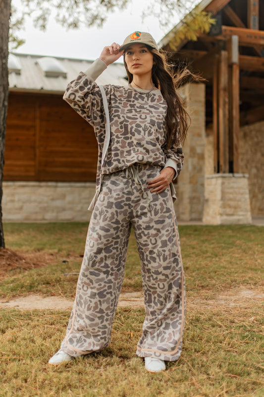 TH2001 WESTERN CAMO SWEAT PANT (7 Piece)