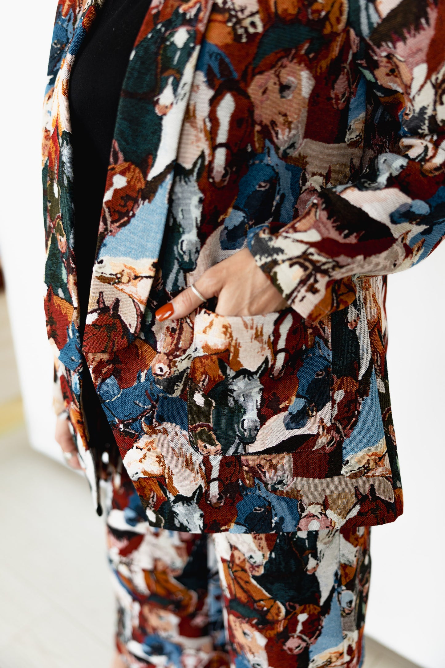 TH1200 HORSE BLAZER WEAVED (7 Piece)