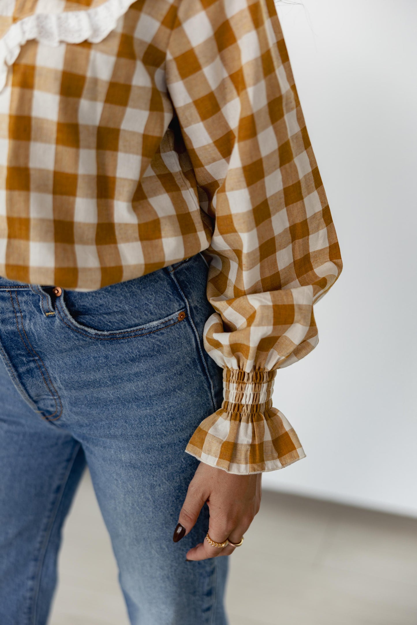 TH75 BROWN GINGHAM RUFFLE TOP (7 Piece)