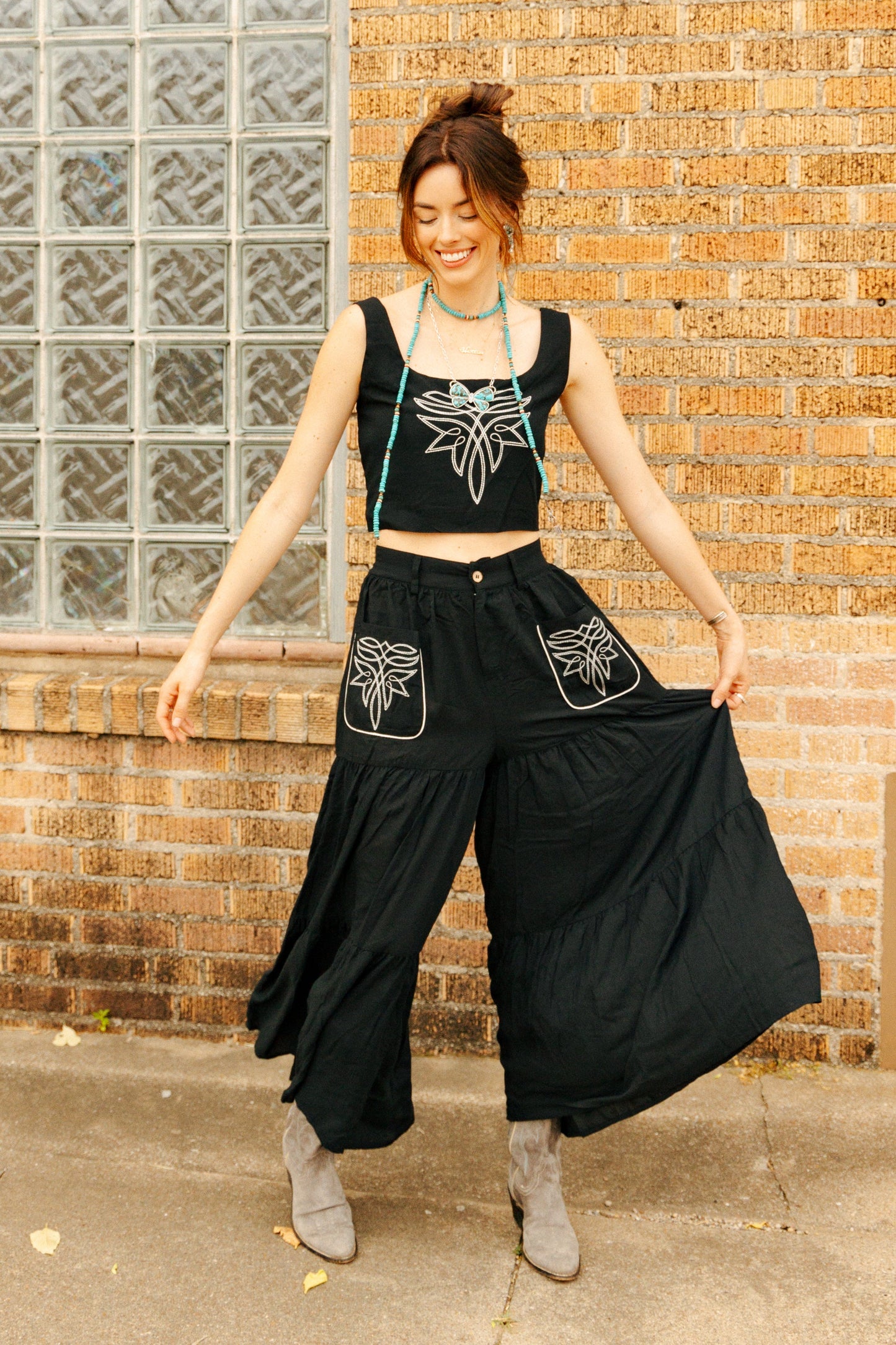 TH8400 S305 BLACK STITCH TOP (1 Piece)