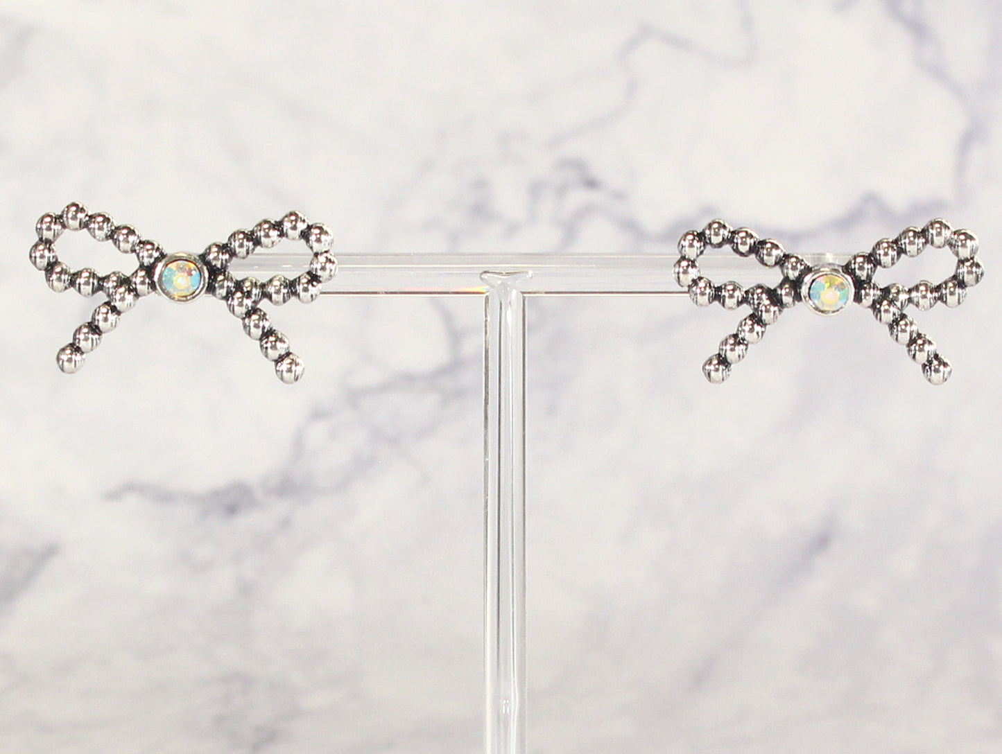 2319 R2-161 3D Ball Texture Ribbon Earrings Crystal