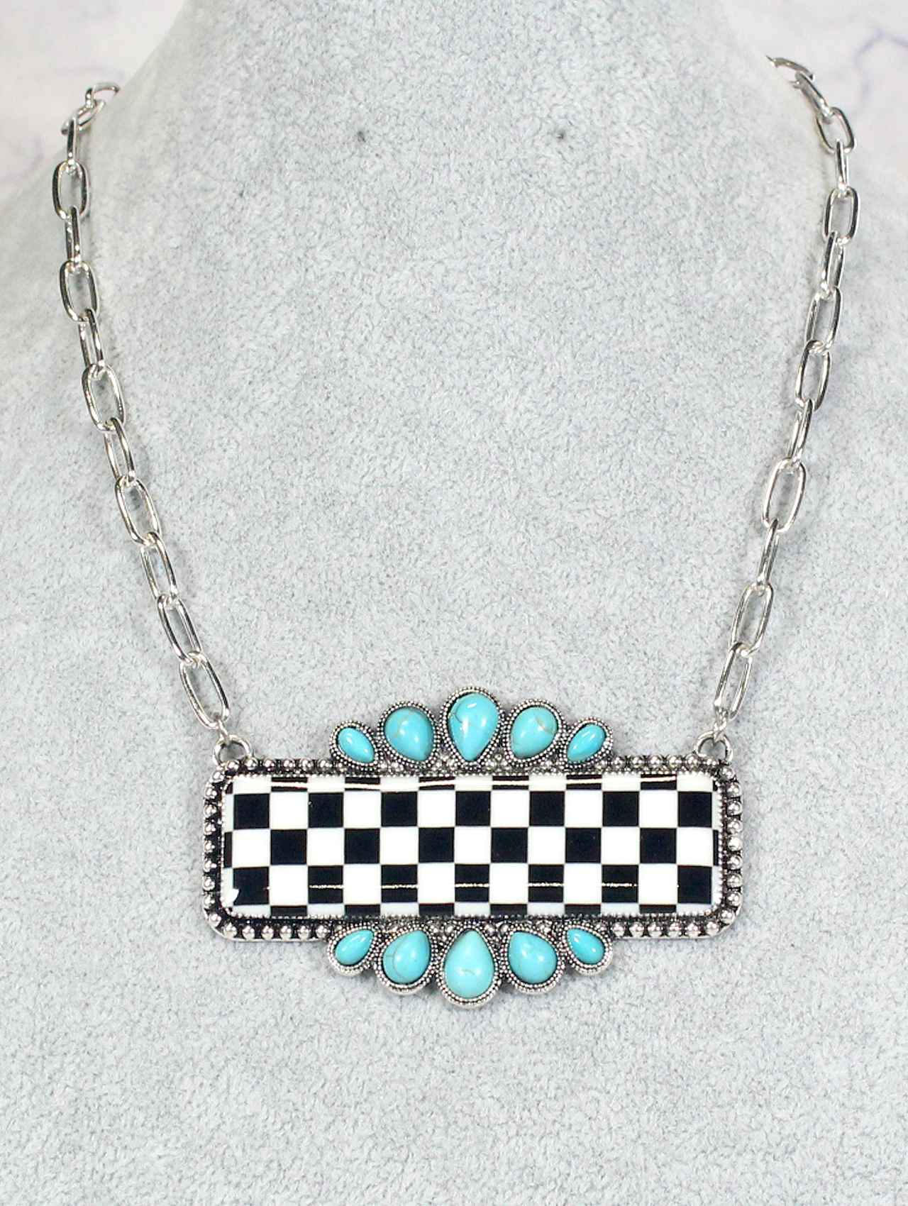1245 H169 CHECKER RECTANGLE SHAPE 18 NECKLACE