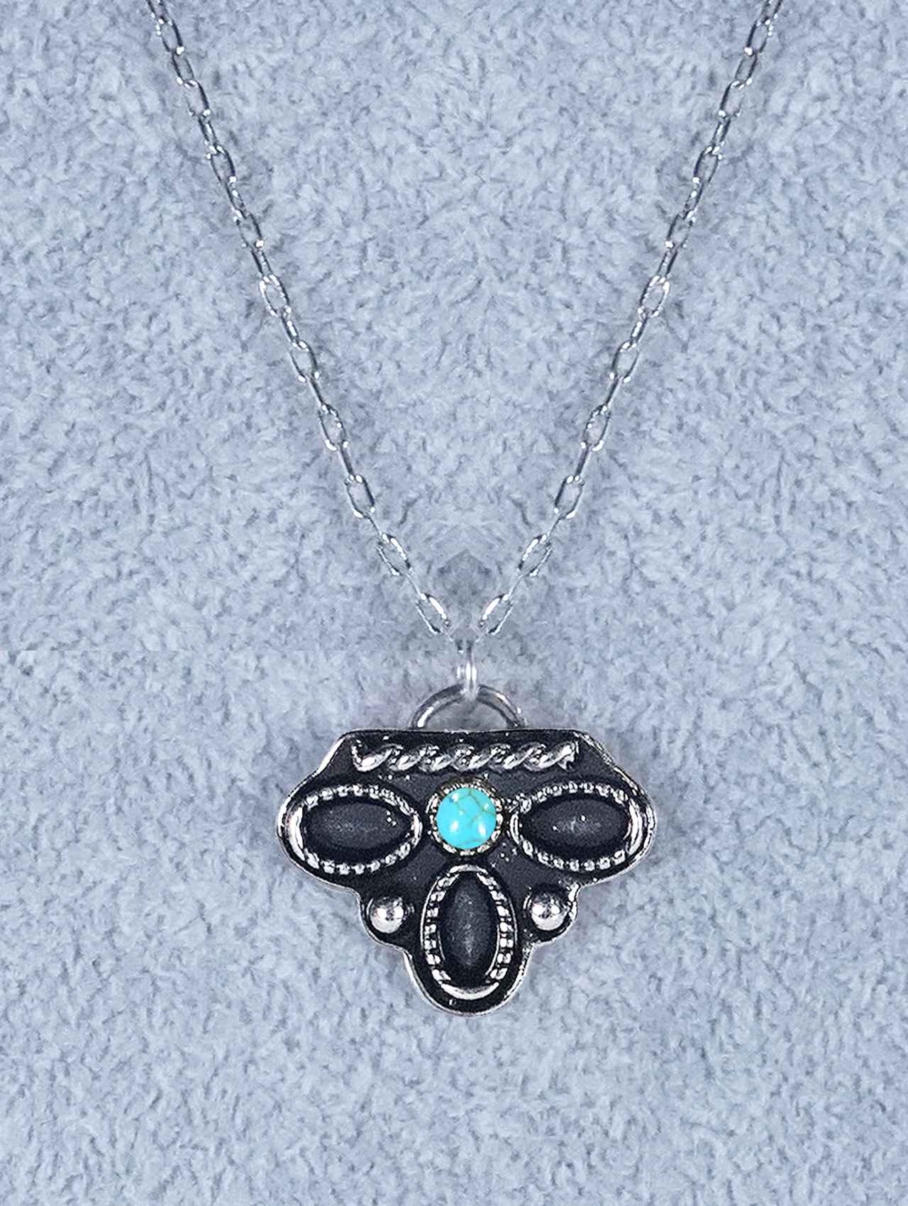 1526 HH246 WESTERN BOOTS STITCH 18" NECKLACE