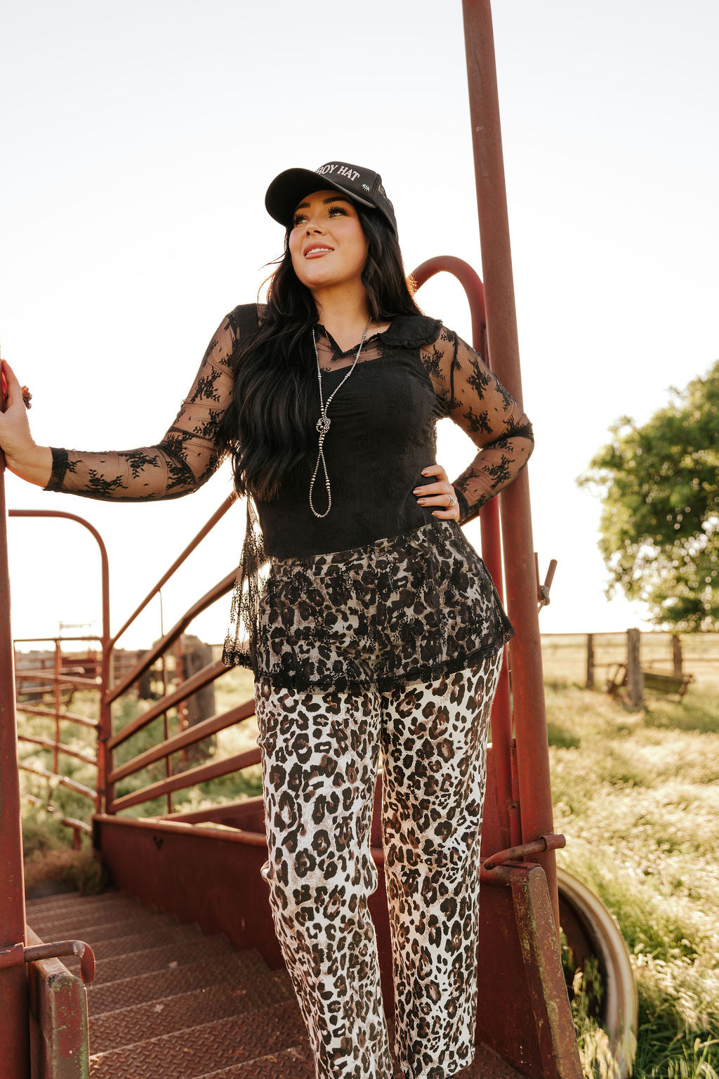 TH73 S117 COLLAR LACE TOP BLACK (1 Piece)