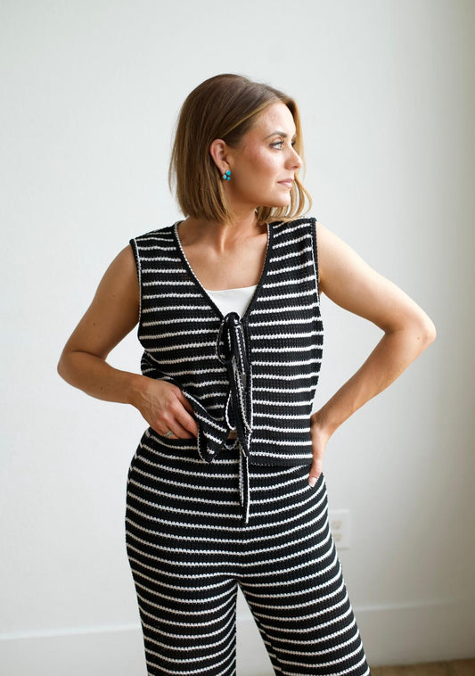 TH822 45F BLACK STRIPE TIE SET (6 Piece)