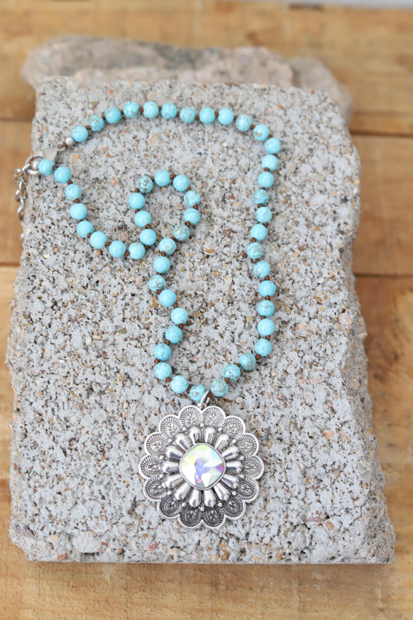7268 HH201 Turquoise Bead Necklace with Ornate Crystal Medallion