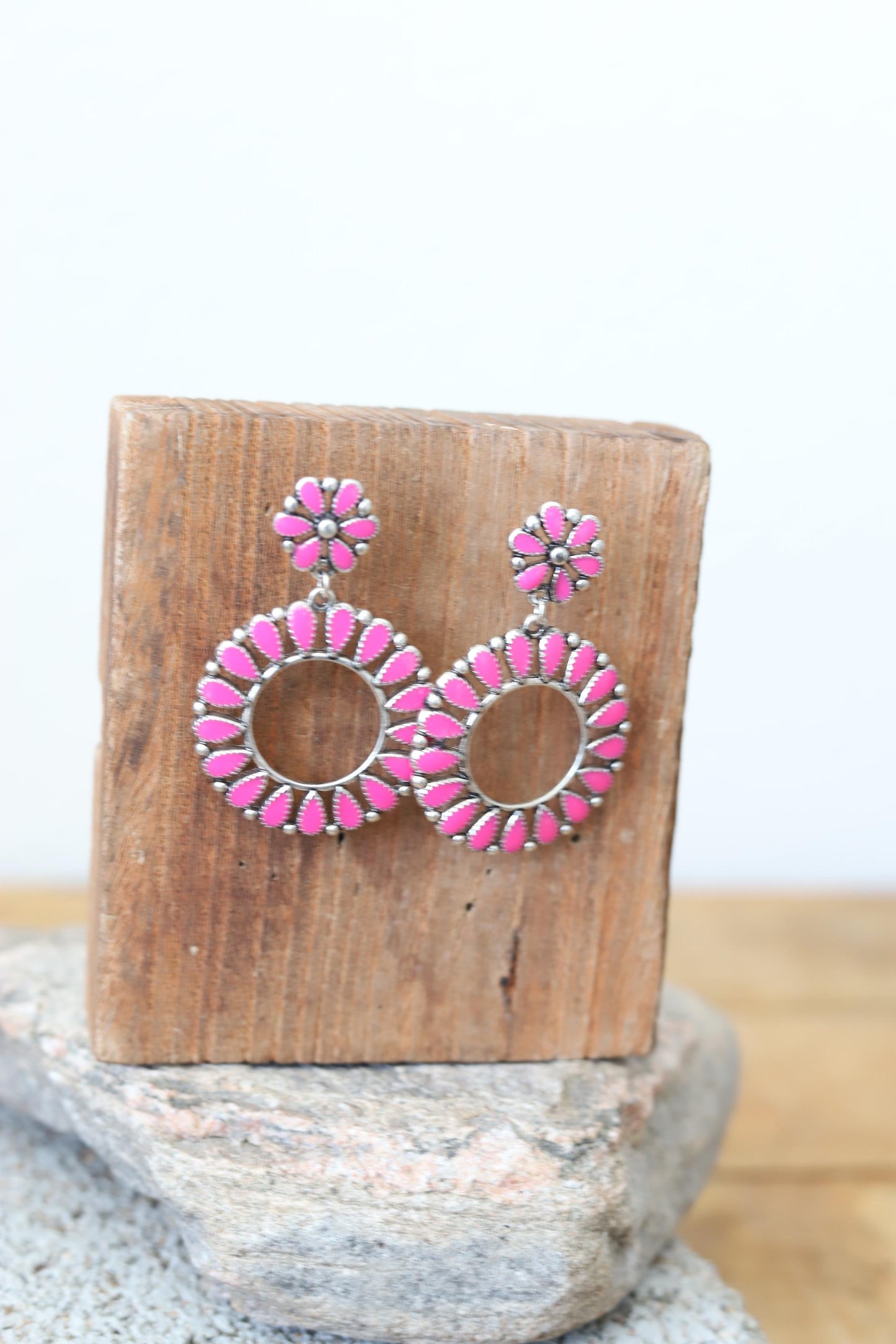 1428 T133 PINK DANGLE ER