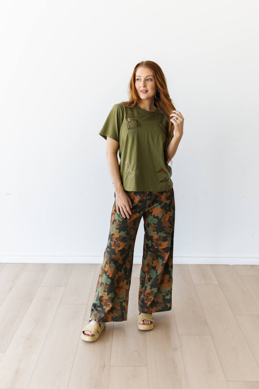 TH1401 OLIVE GREEN COWFIRM EMBROIDERY TEE (7 PIECE)