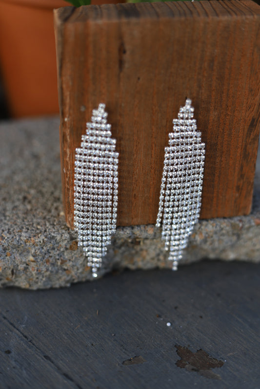 7555 H183 RHINESTONE TASSEL DROP EARRING
