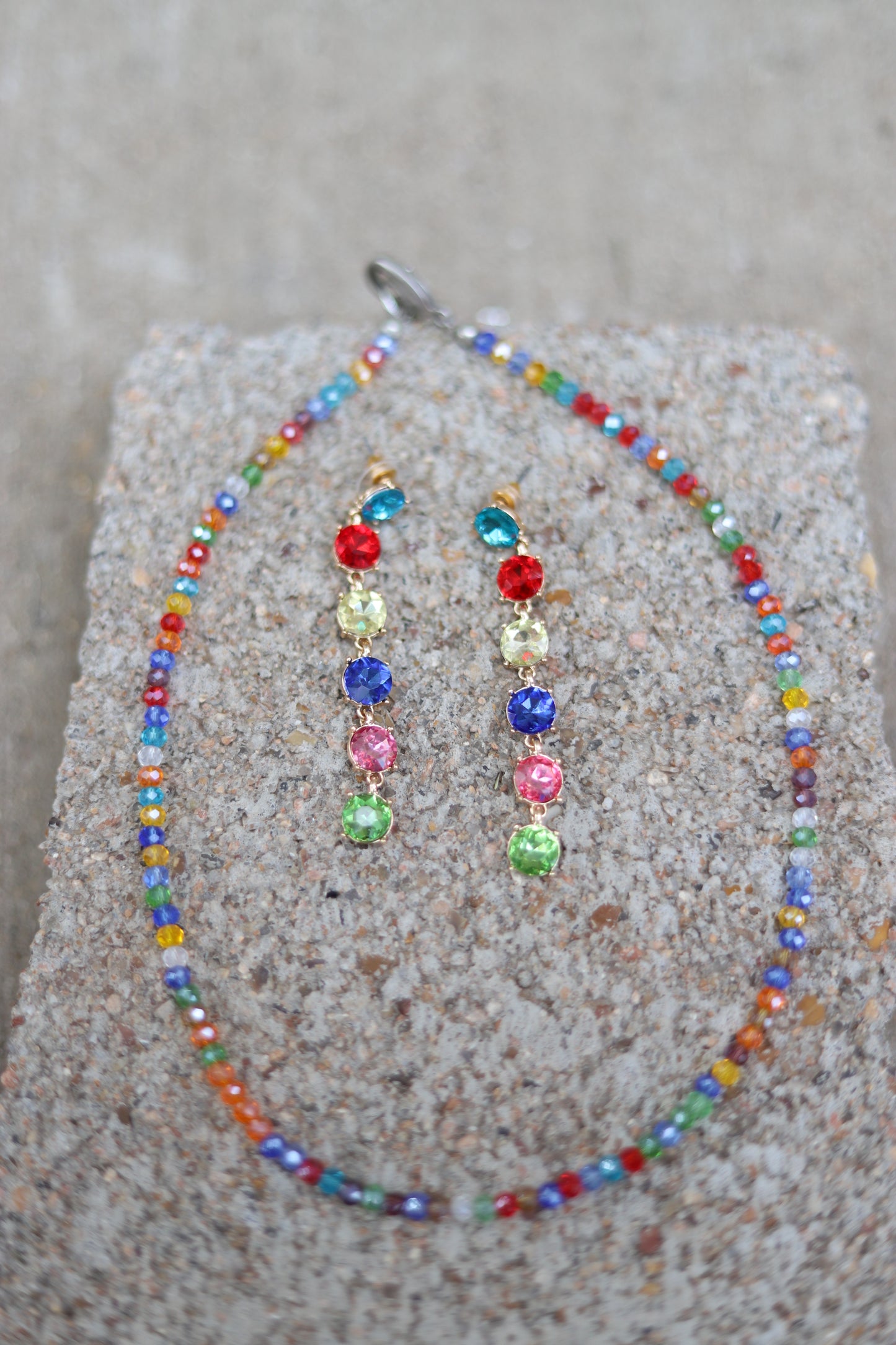 N97 MULTI CRYSTAL 2MM CHOCKER NL