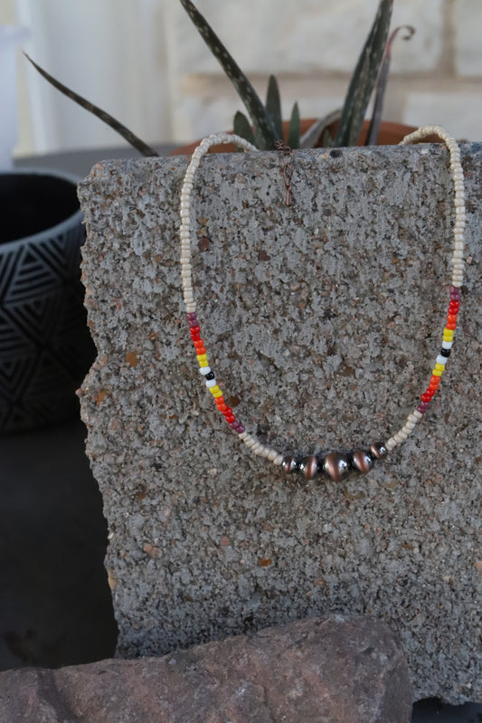 0799 HH163 BONE WESTERN GRADUATED FAUX SILVER SEED BEAD NL