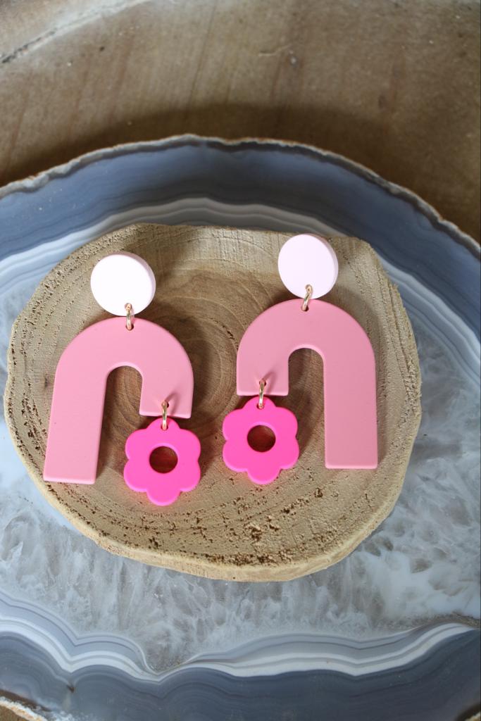 413 T83 PINK U SHAPE DAISY ER