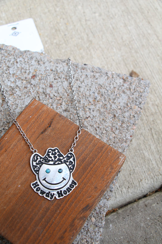 0580 T187 HOWDY SMILE W TURQ STONE