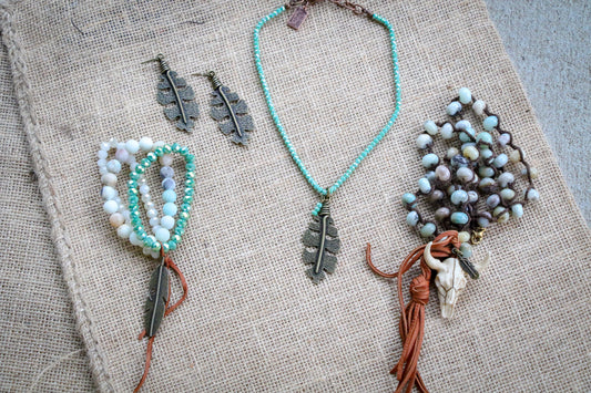 101870 R1-2 AG Raised Leaf ER