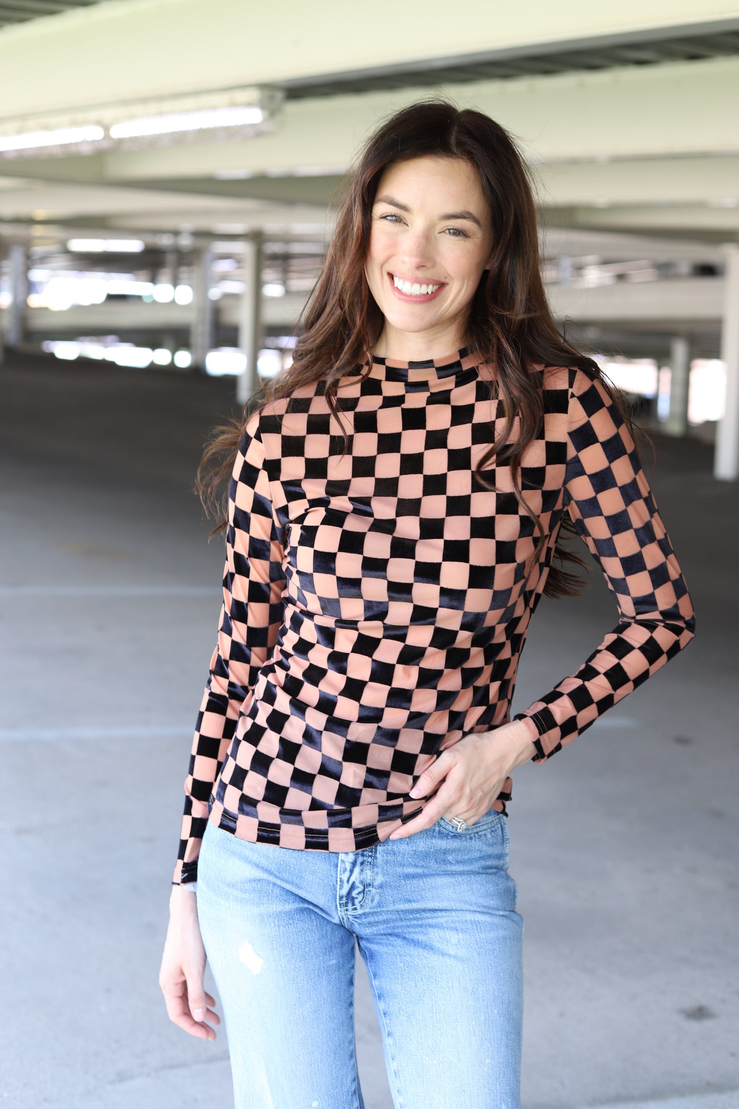 TH1221 NUDE /BLACK BURNOUT CHECKER TOP