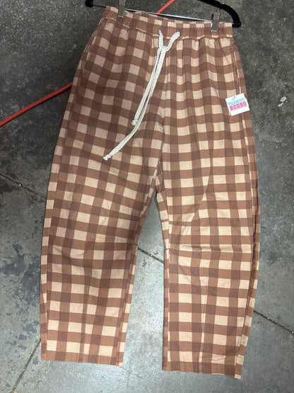 TH2107 BROWN GINGHAM BARREL PANT (7 PIECES)
