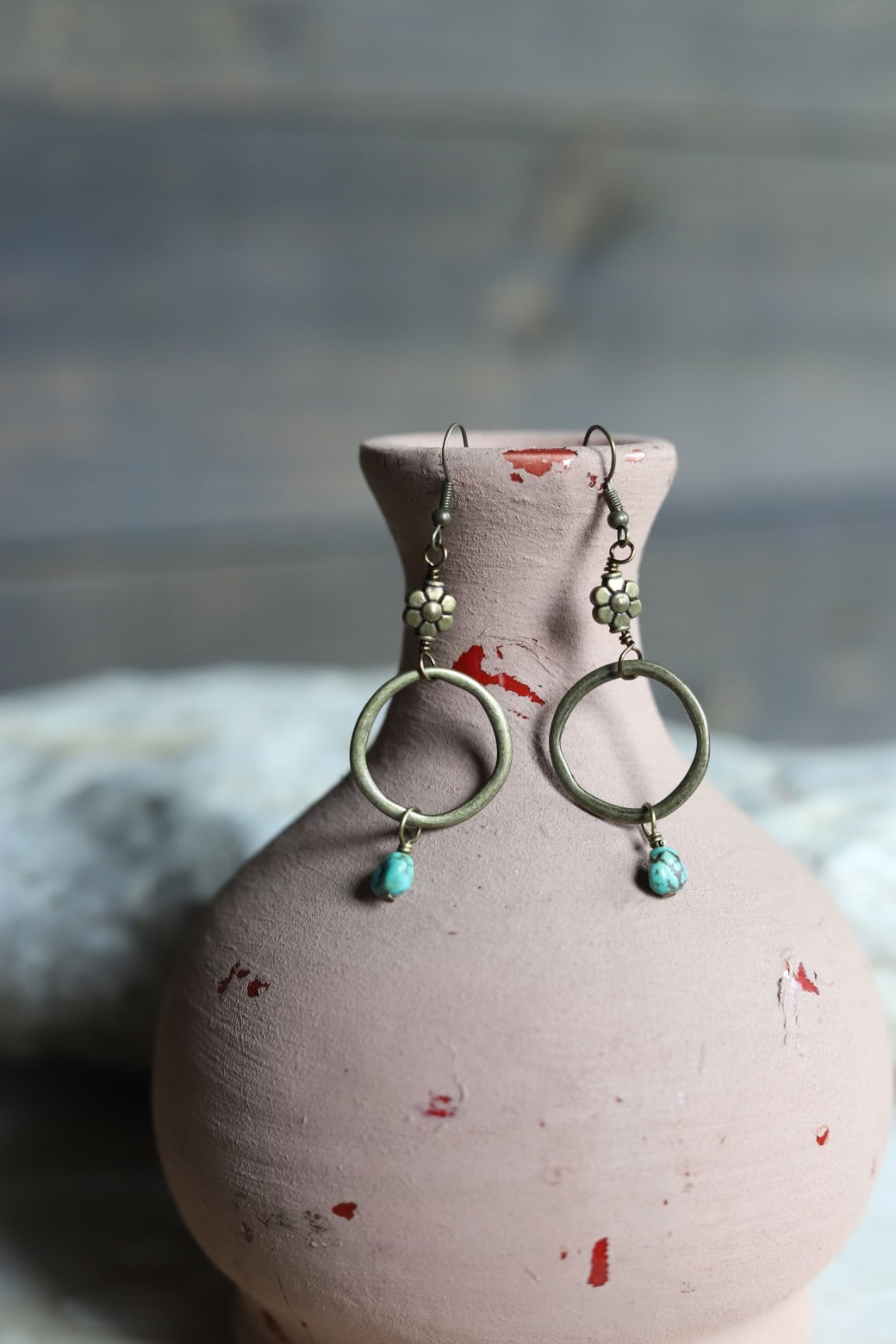 022223 R1-93 GOLD EARRING W/ WIRE WRAPPED FLOWER AND GOLD HOOP W/ TURQ CHARM