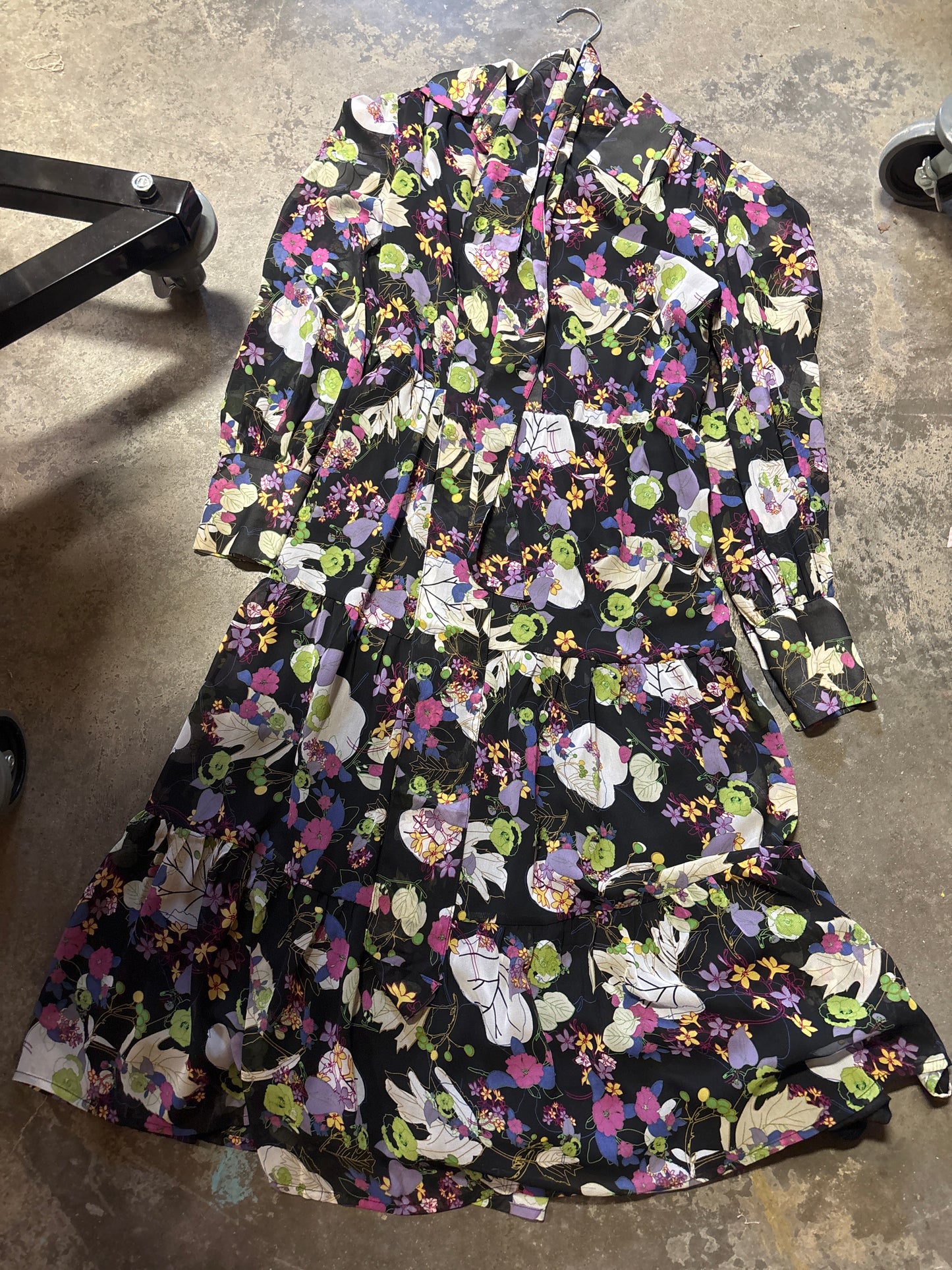 TH208 BLACK GREEN FLORAL DRESS (7 PIECE)