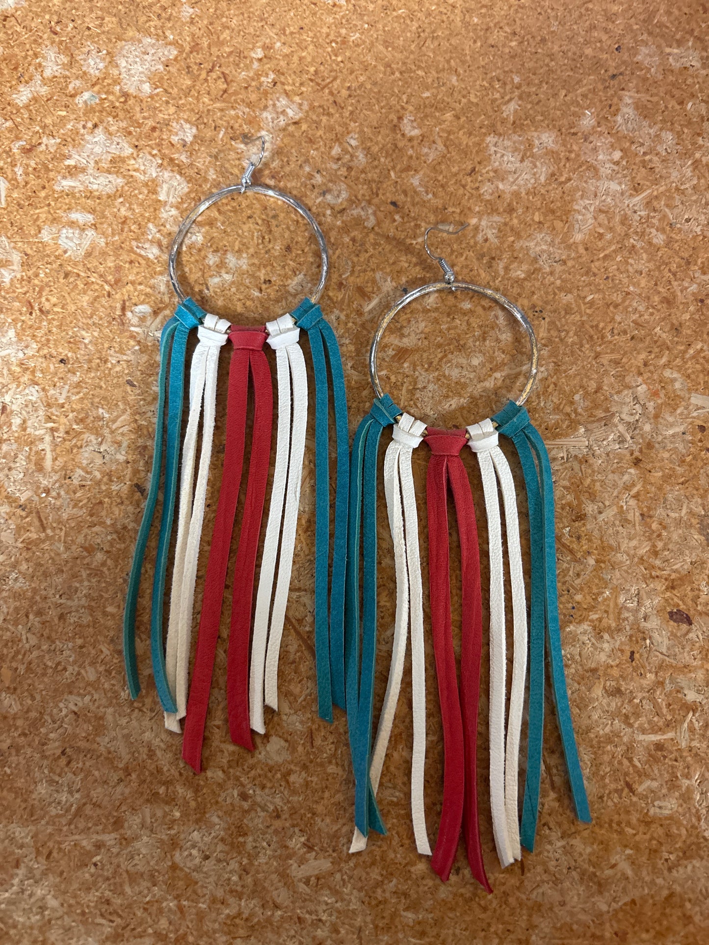 TH6211 LEATHER FRINGE EARRINGS