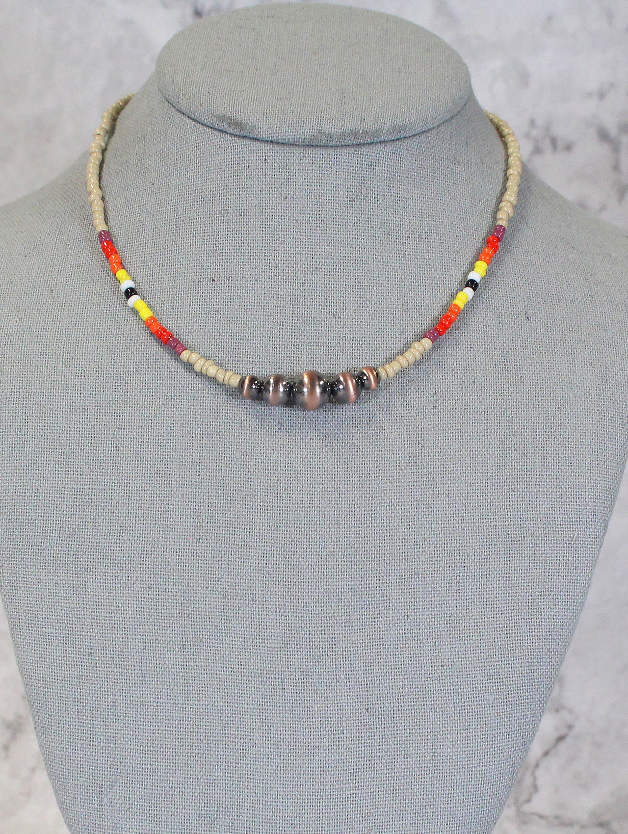 0799 HH163 BONE WESTERN GRADUATED FAUX SILVER SEED BEAD NL