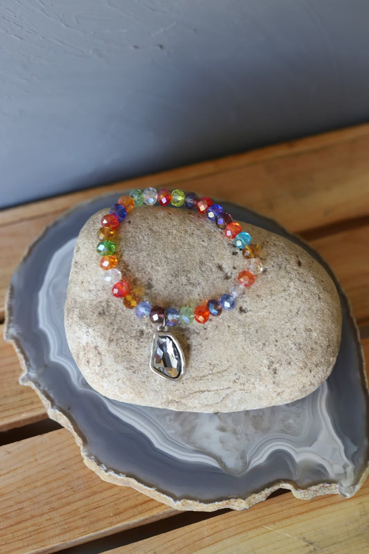 102371 B60 Stretch Multi CRYSTAL BRACELET w/ CHARM