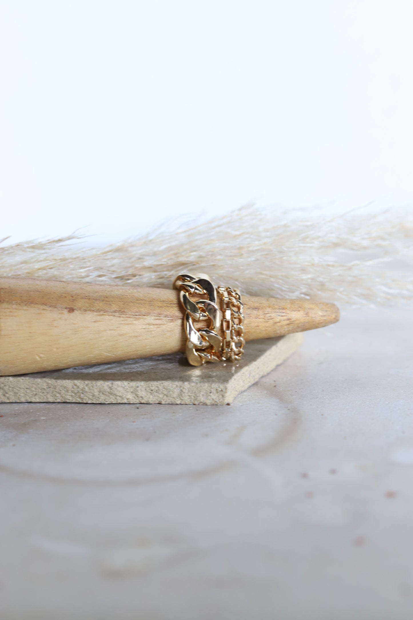 122 L14 SET OF 3 GOLD CURB CHAIN RING