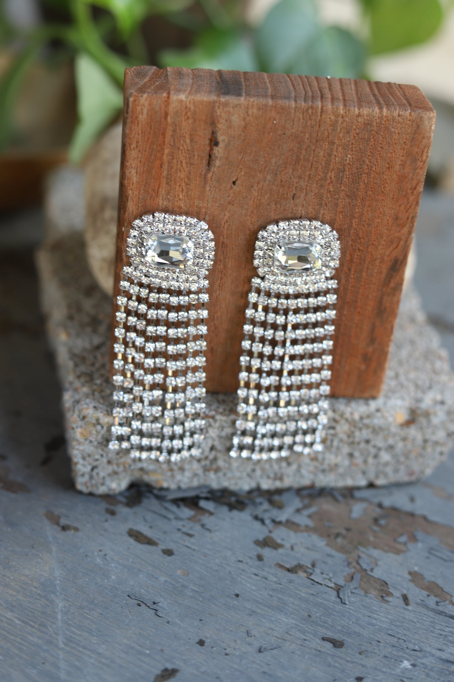 7806 H193  SILVER BLING