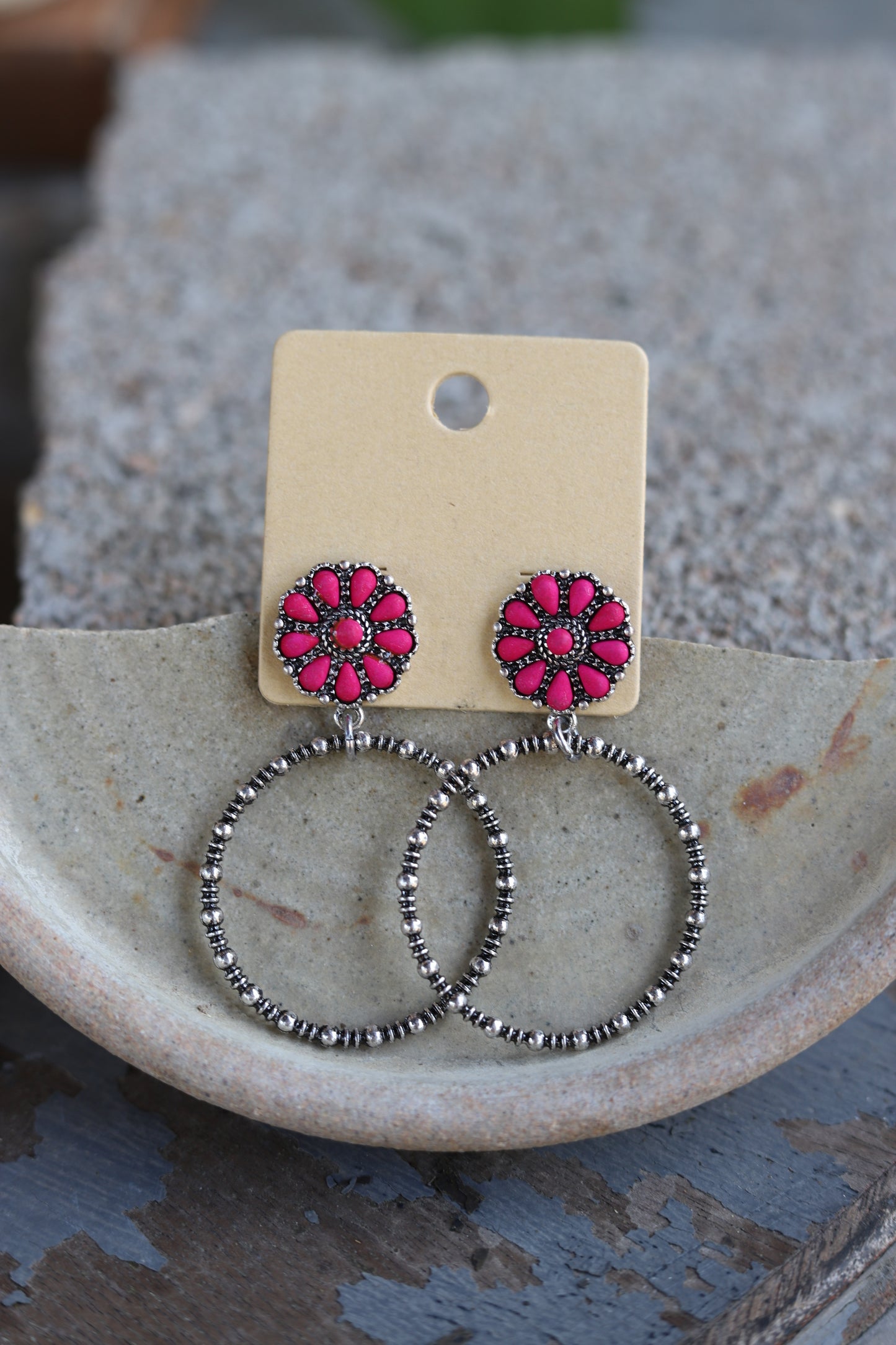 0240 T140 PINK FLOWER HOOP ER