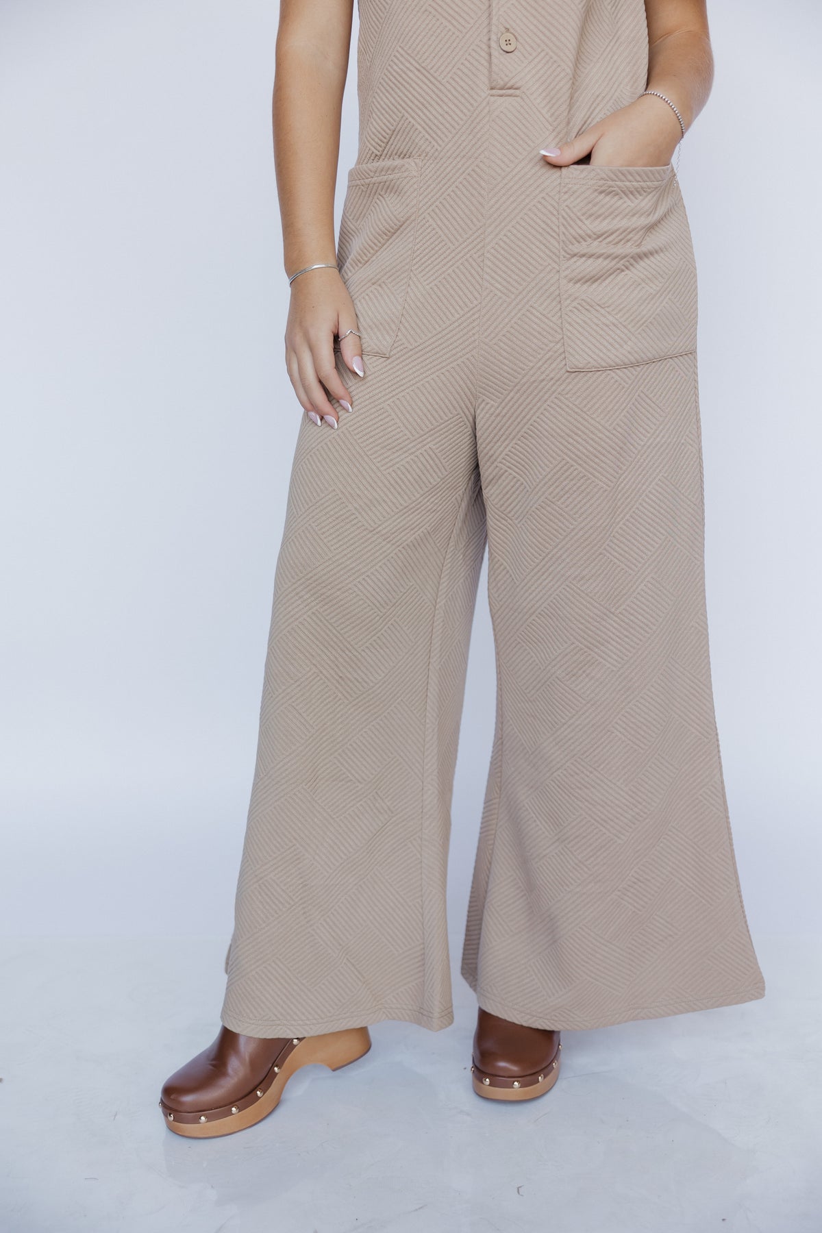 TH88 TAUPE QUILTED JUMPER (7 Piece)2