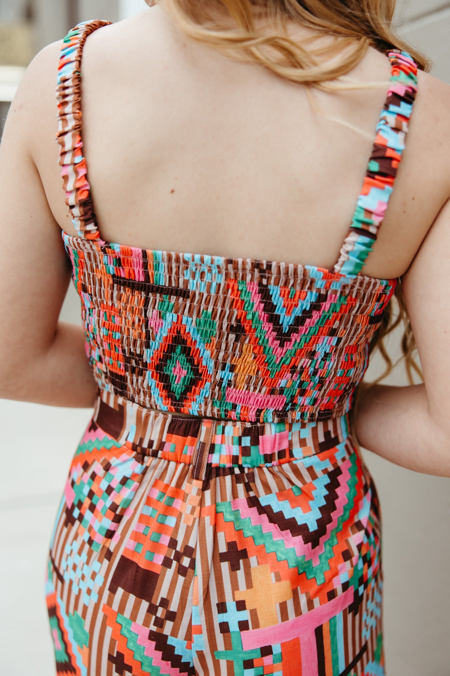 TH4400 FUNKY AZTEC TOP (7 Piece)