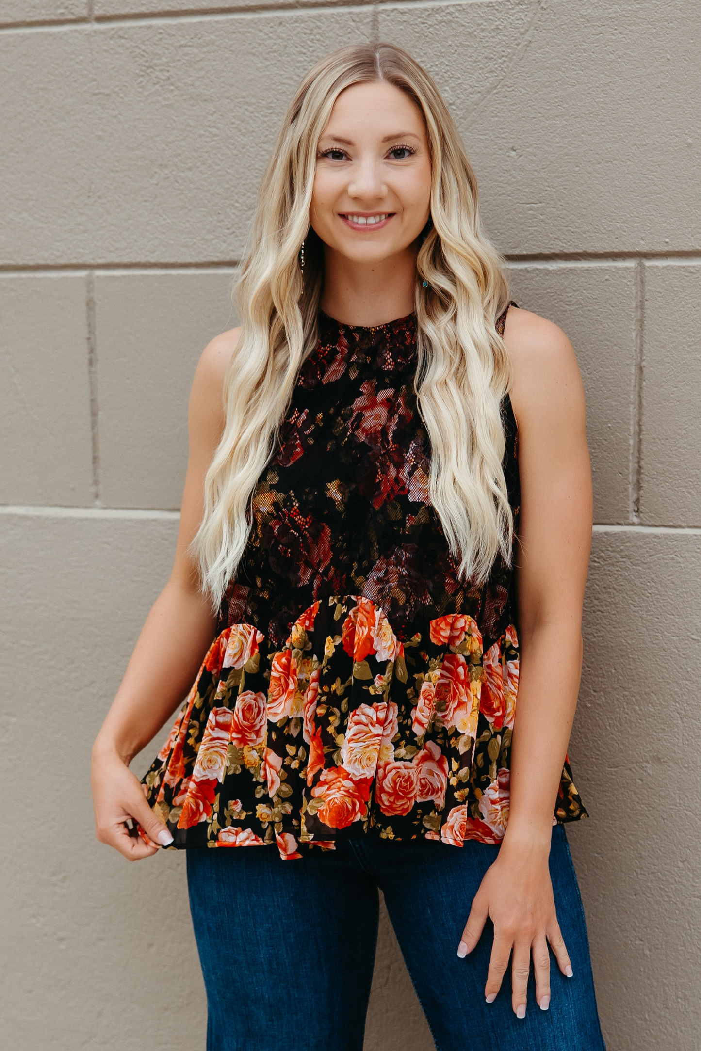 TH2534 ROSE LACE TOP (7 Piece)