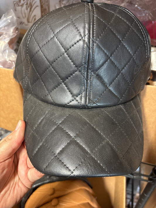 1181 S130 BLACK FAUX LEATHER HAT