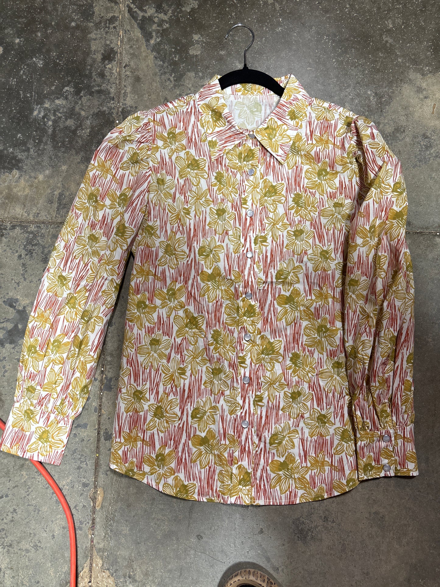 TH12 RUST GREEN FLORAL SKETCH TOP (7 PIECE)