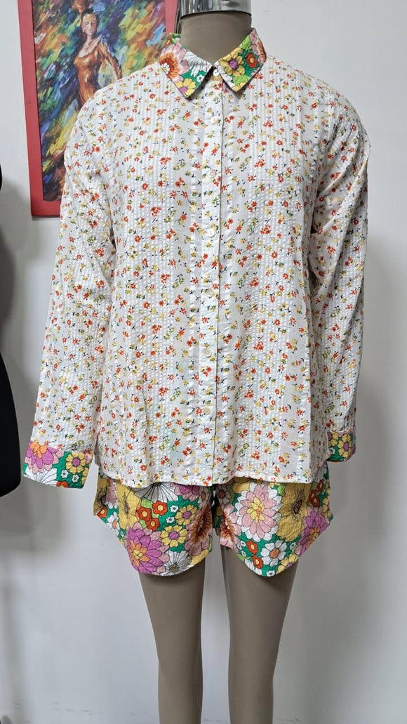 TH1176 SUMMER FLORAL BUTTON TOP  (7)