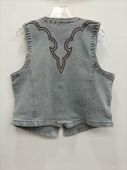 TH9800 Roping Cowboy Embroidery Vest (7 PIECE)