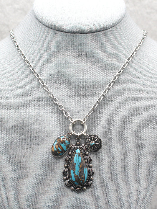 0529 H133 LINK CHAIN WITH TQ CLUSTER STONE