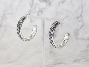 1123 H56 LARGE TEXTURED SILVER HOOP ER